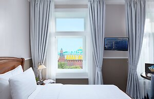 MIRROS Hotel Moscow Kremlin