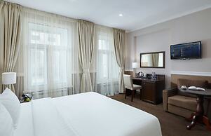 MIRROS Hotel Moscow Kremlin