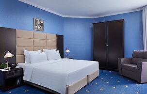 MIRROS Hotel Moscow Kremlin