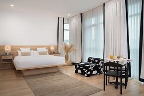 Bungalow Hotel