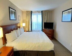 Smart Suites, an Ascend Collection Hotel