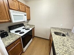 Smart Suites, Ascend Hotel Collection