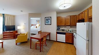 Smart Suites, Ascend Hotel Collection