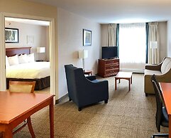Smart Suites, an Ascend Collection Hotel