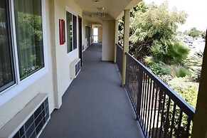 Budget Inn La Puente