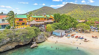 Bahia Apartments & Diving