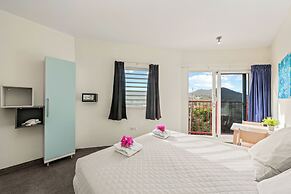 Bahia Apartments & Diving