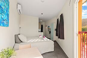 Bahia Apartments & Diving