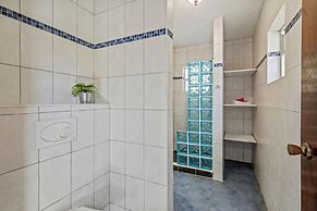 Bahia Apartments & Diving