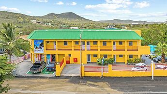 Bahia Apartments & Diving