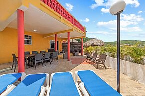 Bahia Apartments & Diving