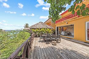 Bahia Apartments & Diving