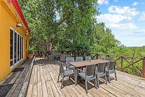 Bahia Apartments & Diving