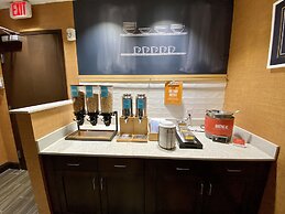 Hampton Inn & Suites Deland