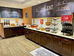 Hampton Inn & Suites Deland