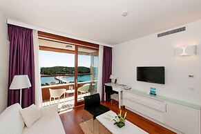 Maistra Select All Suite Island Hotel Istra