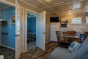 Blue Dolphin Inn and Cottages