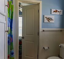 Blue Dolphin Inn and Cottages