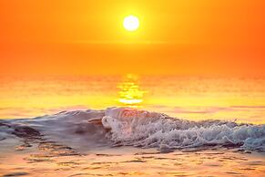 Blue Dolphin Inn and Cottages