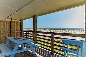 Blue Dolphin Inn and Cottages