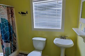 Blue Dolphin Inn and Cottages