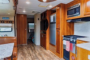 Blue Dolphin Inn and Cottages