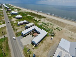 Blue Dolphin Inn and Cottages