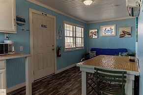 Blue Dolphin Inn and Cottages