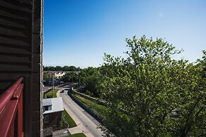 Hotel Broad Ripple