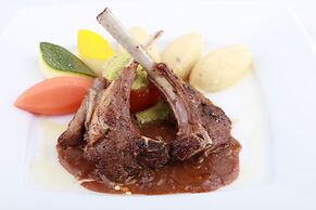 Anik Boutique Hotel & Spa Norodom Blvd