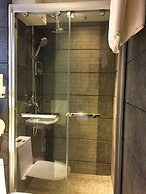 Seasons Hotel - Causeway Bay