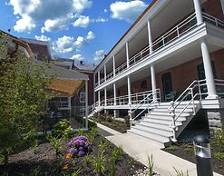 Inn at Diamond Cove