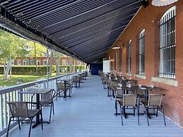Inn at Diamond Cove