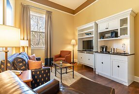 Inn at Diamond Cove