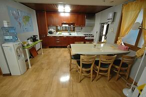 Apple Tree Guest house