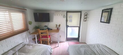 Apple Tree Guest house