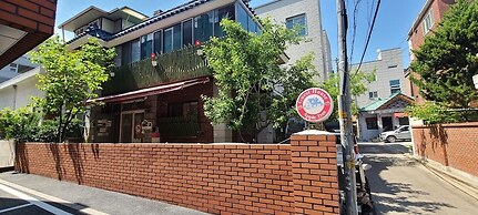 Apple Tree Guest house