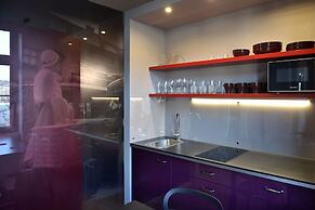 La Gioia Grey Stylish Apartments