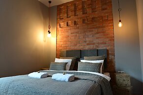 La Gioia Grey Stylish Apartments