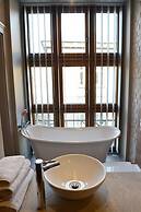 La Gioia Grey Stylish Apartments