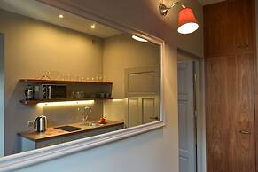 La Gioia Grey Stylish Apartments