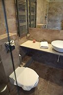 La Gioia Grey Stylish Apartments