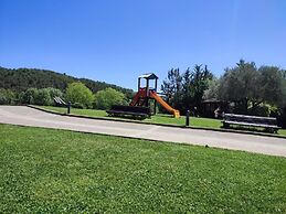 Casas Pirineo Aínsa: Historic Palace & Garden