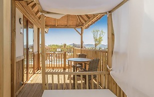 Magic Natura Animal, Waterpark & Polynesian Resort