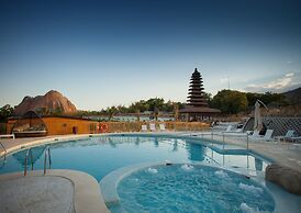 Magic Natura Animal, Waterpark & Polynesian Resort