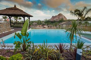 Magic Natura Animal, Waterpark & Polynesian Resort