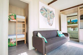 Magic Natura Animal, Waterpark & Polynesian Resort