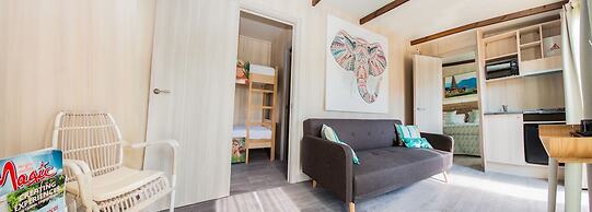 Magic Natura Animal, Waterpark & Polynesian Resort