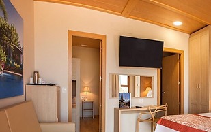 Magic Natura Animal, Waterpark & Polynesian Resort