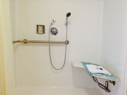 Lake Marina Inn